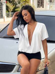 Slaydiva 夏季假期旅行通勤白色上衣新款早春、春夏音乐节、情人节、复活节休闲、简约基础风、Y2K街头甜美邮轮度假、日常约会、辣妹风、性感派对、深V领、短袖、超宽松白色T恤、后开衩、女式T恤 - 白色 - 查看 7