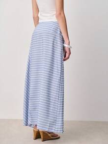 Nöista 蓝色条纹长裙，侧边饰有打结。适合夏季、海滩、休闲、复活节、春季、假日、度假等场合。 - 藍色 - 查看 2