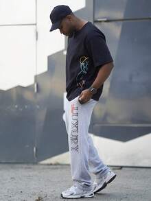 Heavens Edit Camiseta de manga corta casual y versátil con estampado gráfico simple para hombres - Negro - Ver 5