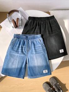 SHEIN Little Byeori Tween Jungen Mode Homecoming Streetwear Mix und Match vielseitiges Design Y2K Vintage Cool Straße 2 Stücke Set Y2K Patch Details und Kordelzug elastischer Bund Design bequem weich blaue schwarze Denim lose gerade Bein Denim Jungen Shorts für Kinderkleidung Jungen weiche Alltagskleidung und Kinder Sommer- und Frühlingskleidung, Schule, Campus, College - Verschiedenfarbig - Übersicht 1