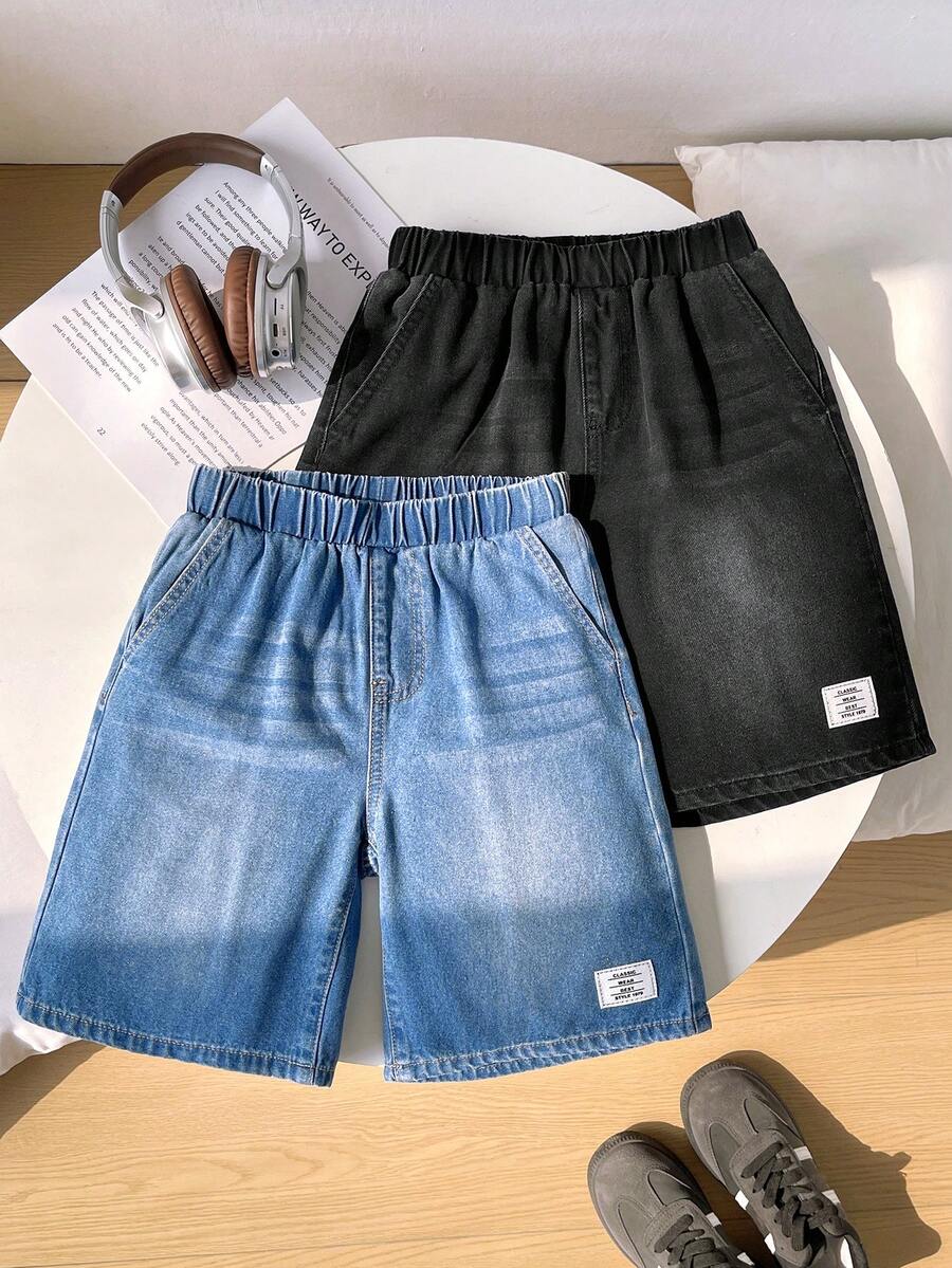 SHEIN Little Byeori Tween Jungen Mode Homecoming Streetwear Mix und Match vielseitiges Design Y2K Vintage Cool Straße 2 Stücke Set Y2K Patch Details und Kordelzug elastischer Bund Design bequem weich blaue schwarze Denim lose gerade Bein Denim Jungen Shorts für Kinderkleidung Jungen weiche Alltagskleidung und Kinder Sommer- und Frühlingskleidung, Schule, Campus, College - Verschiedenfarbig - Übersicht 1