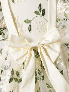 SHEIN Glamorique Kids Girls Sweet Cute Cap Sleeve Mesh Embroidered Midi Dress - Apricot - View 6