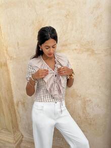 Serisse 女士格子拼接荷叶边下摆前系带可爱泡泡袖衬衫 - 彩色 - 查看 4