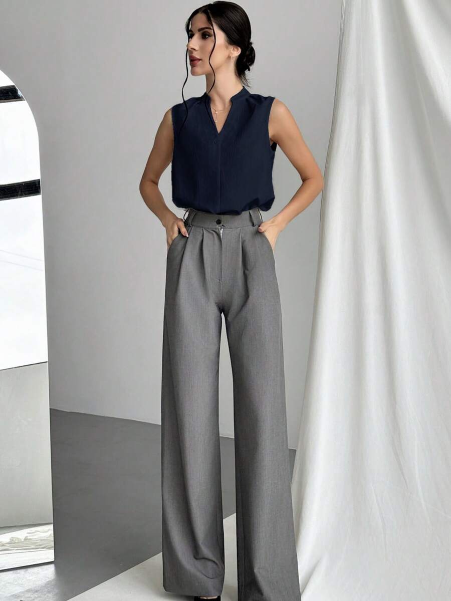 Firerie Áo sơ mi nữ cổ chữ V tối giản, thanh lịch và sang trọng dành cho công sở. - Màu xanh hải quân - Xem 1