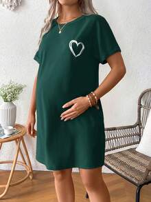 SHEIN Maternity Heart Print Round Neck Short Sleeve Pocket Casual Dress - Green - View 3