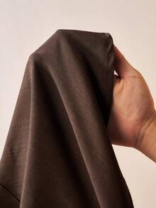 Zivah 2026春夏新款音乐节、复活节、圣帕特里克节、情人节、约会、西部风情、游牧风、生日派对、毕业典礼、大学、学生、日常穿着、百搭基础款、休闲、度假、邮轮旅行、海滩、日光浴、爆款、街头风、婚礼宾客波西米亚风、通勤、早午餐、机场、派对、假日郊游、办公室穿着不对称肩部A字亚麻棕色连衣裙 - 棕色 - 查看 10