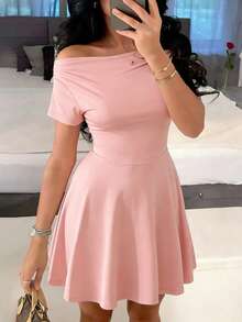 SHEIN LUNE 女士纯色褶皱短袖优雅收腰迷你连衣裙，适合约会和外出；粉色连衣裙；女士粉色露肩修身A字连衣裙，优雅短袖A字迷你连衣裙，适合夏季派对和休闲穿着；情人节连衣裙；度假装；女士情人节服装；女士粉色连衣裙；女士夏季服装；腮红粉连衣裙；纯色连衣裙；优雅粉色连衣裙；夏季优雅连衣裙；春季休闲服装 - 粉色 - 查看 8