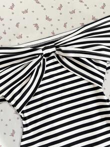 Elamini Women's Elegant Off-Shoulder Striped T-Shirt, Versatile For Daily Wear And Commuting, Fashionable Black And White, Spring/Summer - Multicolor - View 3