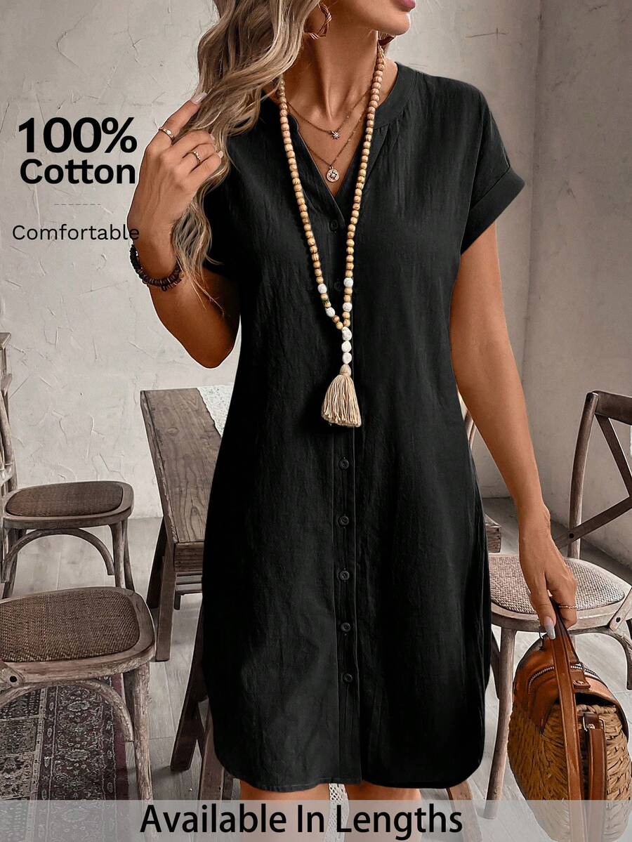 SHEIN Tall CURVE Vestido informal de talla grande para vacaciones con cuello en pico y botones frontales de unicolor - Negro - Ver 1