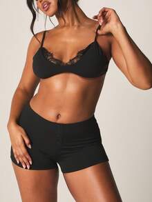 MISSGUIDED 女士蕾丝边短裤和露脐文胸休闲套装 - 黑色 - 查看 4