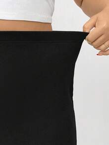 SHEIN Essnce 加大松紧腰纯色铅笔裙 - 黑色 - 查看 3