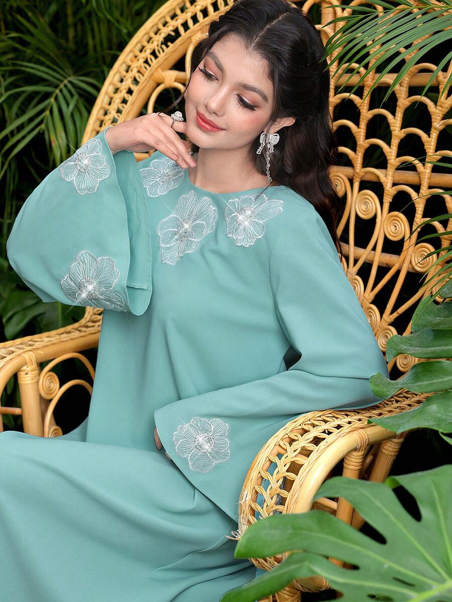 SHEIN Najma 女士休闲优雅宽松花卉水钻装饰睡袍 - 藍色 - 查看 1