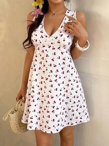 SHEIN 复古田园樱桃印花V领女式连衣裙，非常适合度假，清新甜美，适合日常通勤、聚会或作为礼物送给朋友。 - 彩色 - 查看 4