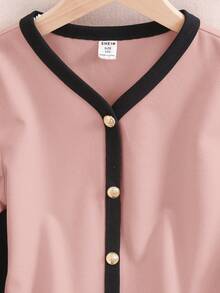SHEIN 2pcs Tween Girl Contrast Color V-Neck Short Sleeve Shirt And Casual Pants Set - Pink - View 4