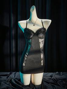 SpicyHot 2pcs Women Sexy Solid Color Lace Patchwork Nightgown Set - Black - View 6