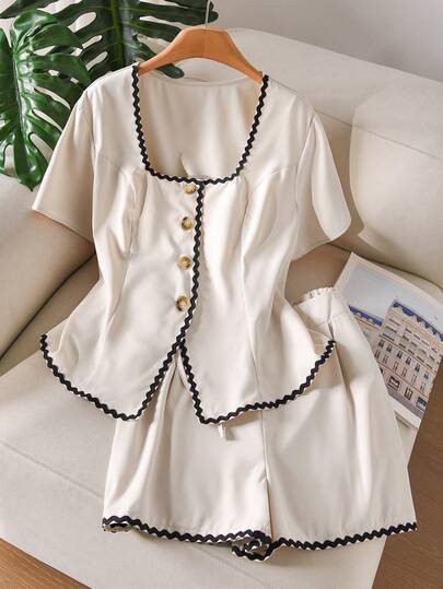 CosyJoli Plus Size Women Square Neck Short Sleeve Single-Breasted Shirt And Shorts Casual 2 Pieces Set