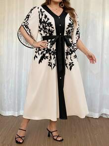 SHEIN CURVE+ Curve 尺码 US22 音乐节、海滨度假、波西米亚风女士撞色印花长连衣裙，印花腰带连衣裙 - 彩色 - 查看 5