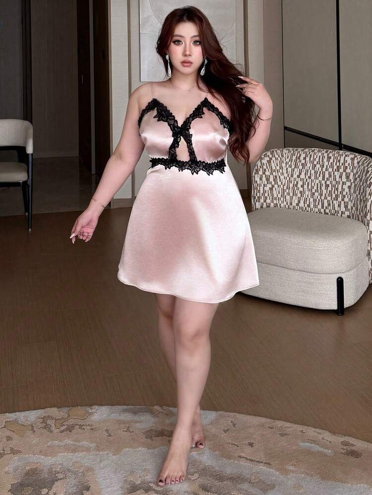 Dazy Plus Plus Size Contrast Color Lace Patchwork Hollow Out Elegant Camisole Nightgown