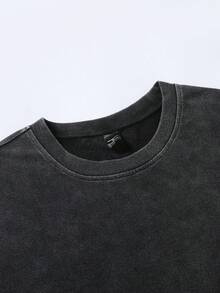 Manfinity EMRG 加大码男士休闲标语印花圆领短袖T恤，夏季 - 黑色 - 查看 5