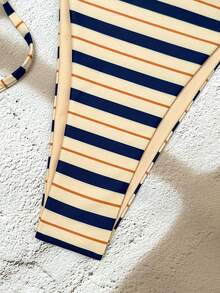 Swim Vcay 2026新款春夏女士两件套随机印花条纹三角比基尼泳裤沙滩度假优雅性感泳装套装 - 彩色 - 查看 4