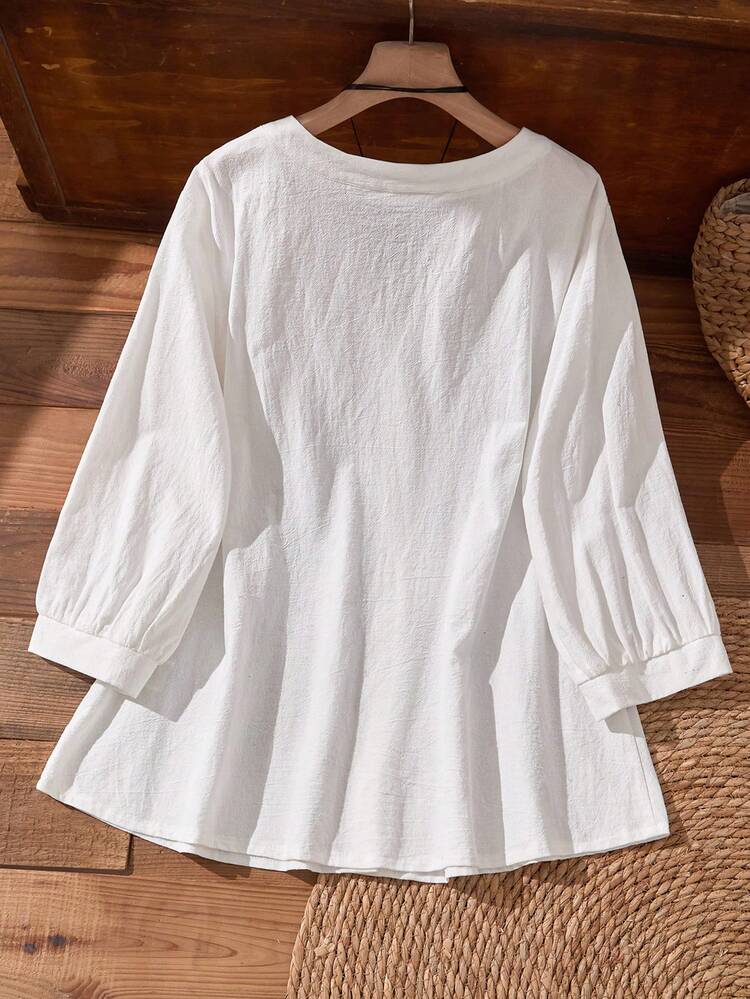 Plus Size Women's Summer Casual Vacation Country White Floral Embroidered Lantern Sleeve 3/4 Sleeve Blouse Shirt Top, Early Spring, Spring Breaks , Vacations Women , Holidays For Women, Spring Women, Going Outs, 2026 New , Simple And Fashionable For Everyday Wear, Summer Top Plus Size, White Boho Top, Comfortable And Breathable, For Women