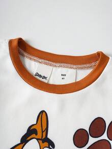 SCOOBY-DOO X SHEIN Set de 2 piezas de pijama informal de punto elástico y ajustado con estampado de perro de dibujos animados para niño, que incluye top de cuello redondo de manga larga y pantalones - Blanco - Ver 6