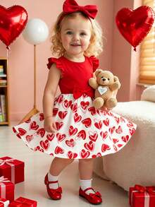 1件适合6个月至2-3岁女婴的甜美爱心设计连衣裙，红白爱心印花+大蝴蝶结装饰，喇叭袖，轻薄面料，可爱公主风，适合情人节/日常穿着，夏季 - 彩色 - 查看 1