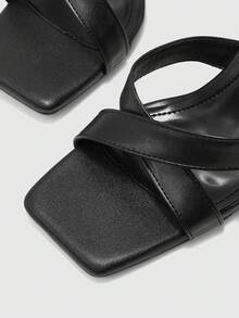 CUCCOO BIZCHIC 黑色交叉绑带方头坡跟凉拖鞋，简约优雅百搭通勤鞋 - 黑色 - 查看 8