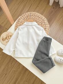 SHEIN 2pcs Toddler Boys Denim Look White Shirt And Grey Jeans Set - Grey - View 2
