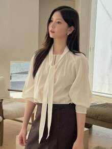 DAZY 女士喇叭袖休闲衬衫，时尚百搭修身款 - 米色 - 查看 6