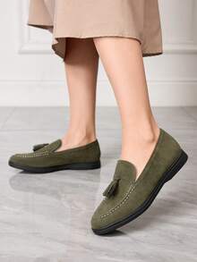 Sleekvia Sepatu Loafer Datar Kasual Serbaguna untuk Perjalanan, Dekorasi Rumbai, Cocok untuk Hari Valentine - Dark Green - View 5