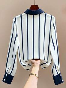 SHEIN قميص نسائي، طوق منقلب، أكمام طويلة، أمامي بأزرار، تصميم تلوين على الطوق والأساور والجسم والأكمام، قصة فضفاضة عادية، طراز أزياء للارتداء اليومي - أزرق بحري - مشاهدة 2