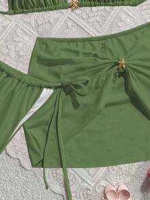 Swim Mod Bộ 3 món gồm áo bikini tam giác buộc dây cổ và váy ngắn màu trơn dành cho nữ, thích hợp mặc mùa hè. - màu xanh lá - Xem 3