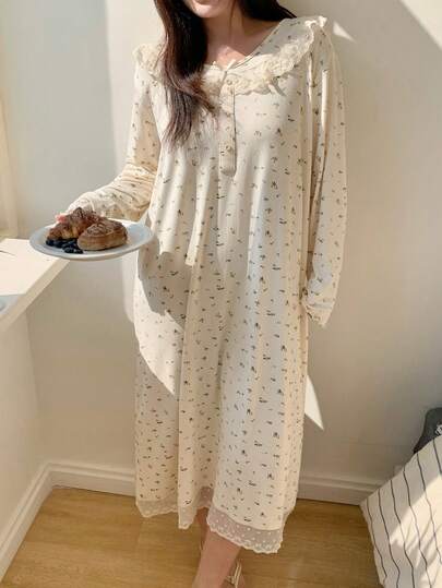 Dazy Plus Plus Size Women Ditsy Floral Bow Decor Button Design Loose Nightgown