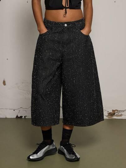 COUREZ LOW RISE OVERSIZED PULLED DENIM SKATE JORTS