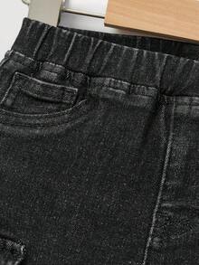 SHEIN 男婴春夏水洗翻盖口袋侧松紧腰工装牛仔短裤，男婴夏季下装套装 - 黑色 - 查看 4