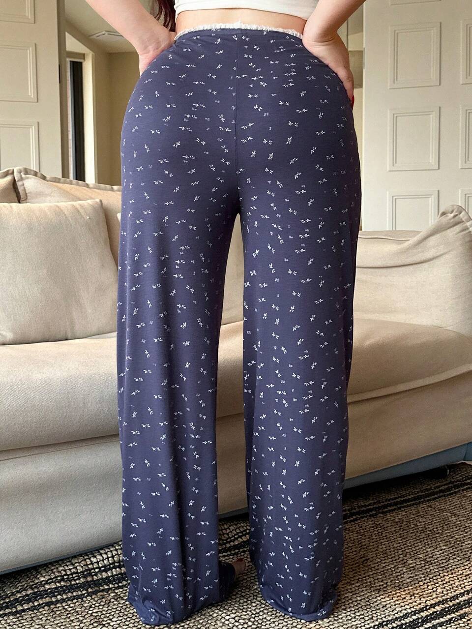Dazy Plus Ditsy Floral Drawstring Waist Fitted Straight Leg Pajama Bottoms