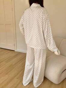 Dazy Plus Conjunto de pijama de pantalón y blusa de manga larga con botones y estampado de lunares para mujer de talla grande - Blanco - Ver 5