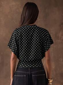 SHEIN BAE 女士休闲波点印花蝙蝠袖短款T恤，夏季 - 黑色 - 查看 2
