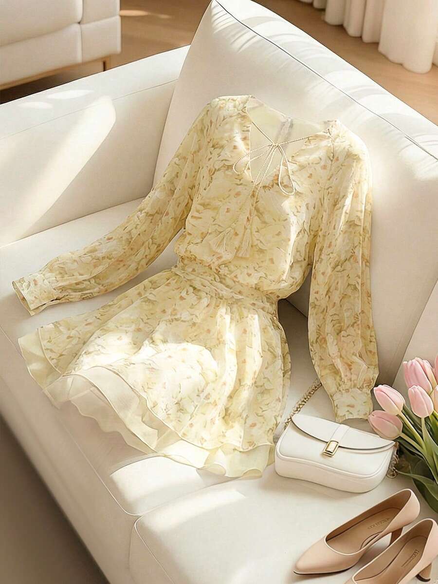 Franclia Women's Fashionable Casual Elegant Romantic Vacation Floral Print V-Neck Tie Waist Short Dress, Spring/Summer - Multicolor - View 1