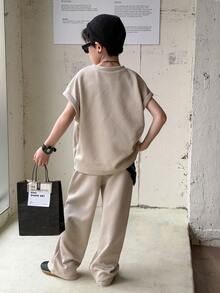 SHEIN Little Byeori 男童休闲韩版宽松纯色杏色背心裤套装，适合通勤、上学、日常休闲、运动等多种场合，春夏度假皆宜。 - 杏色 - 查看 3