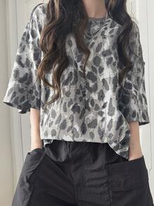 FRIFUL Women's Oversized Round Neck Short Sleeve Loose Leopard Floral Print T-Shirt - White - View 4