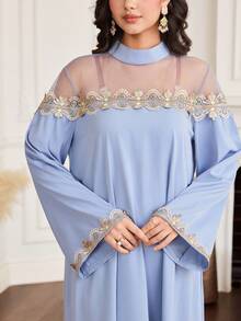 Yasmyna 女士立领喇叭袖复古网纱拼接宽松优雅阿拉伯连衣裙 - 藍色 - 查看 5