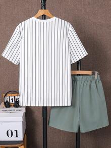 SHEIN 2件套青少年男童休闲条纹图案圆领T恤和短裤套装，适合上学、通勤、日常休闲穿着、运动、春夏穿着 - 彩色 - 查看 3