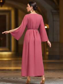 Layrah 西瓜粉色蕾丝镂空装饰金属腰带阿拉伯风格连衣裙 - 粉色 - 查看 2