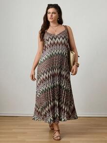 Zelara Große Größen Lässig Maxikleid mit Allover-Muster und plissiertem Glockenrock - Verschiedenfarbig - Übersicht 3
