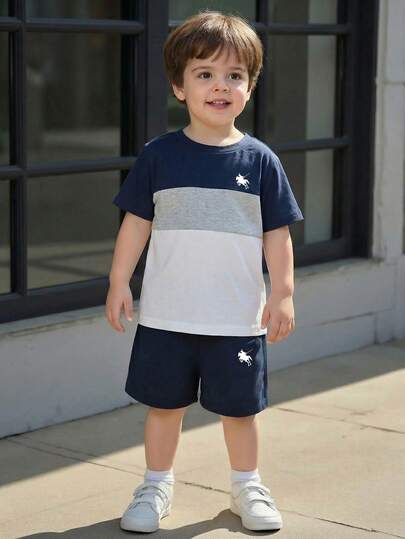 SHEIN 两件套经典时尚休闲男童圆领短袖T恤和短裤，春夏套装