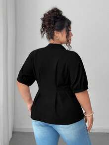 SHEIN CURVE+ 大码女式纯色简约时尚通勤收腰短袖衬衫，春夏款 - 黑色 - 查看 4