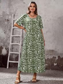 EMERY ROSE Đầm tay ngắn cổ tròn in họa tiết toàn thân cỡ lớn, kiểu dáng thường ngày, thích hợp cho kỳ nghỉ. - Nhiều màu - Xem 4