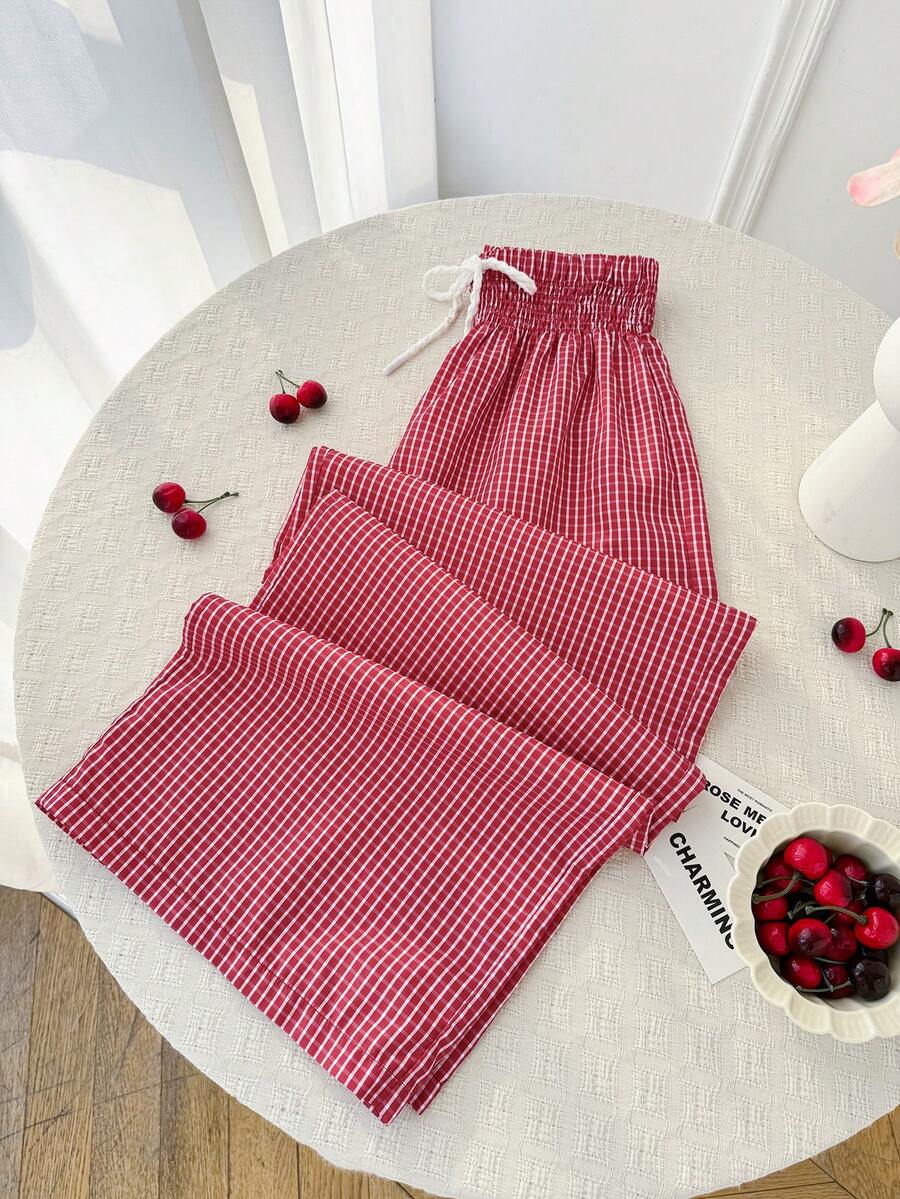 Sweetra 女士新年、夏季、万圣节、圣诞节、感恩节服装，新品上市，适合派对、通勤、日常、度假、海滩、休闲穿着。女士夏季沙滩裤，红白格子裤，红色裤子搭配白色扭结蝴蝶结腰带设计，宽松裤腿，休闲度假海滩时尚裤 - 紅白色 - 查看 1